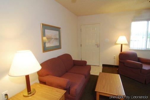 Affordable Suites Лексингтън Стая снимка